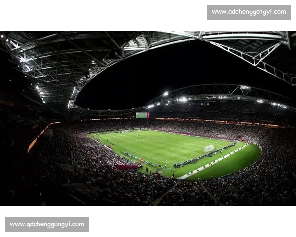 因凡蒂诺揭晓 2025 世俱杯奖杯:蒂芙尼打造的旋转金球,象征足球新未来 因凡蒂诺揭晓 2025 世俱杯奖杯:蒂芙尼打造的旋转金球,象征足球新未来